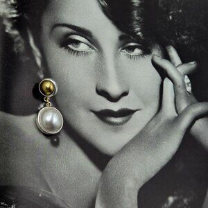 🤍🫒Vintage Drop Dangle Stud Earrings White  Olive Faux Pearl Silver-Tone Metal